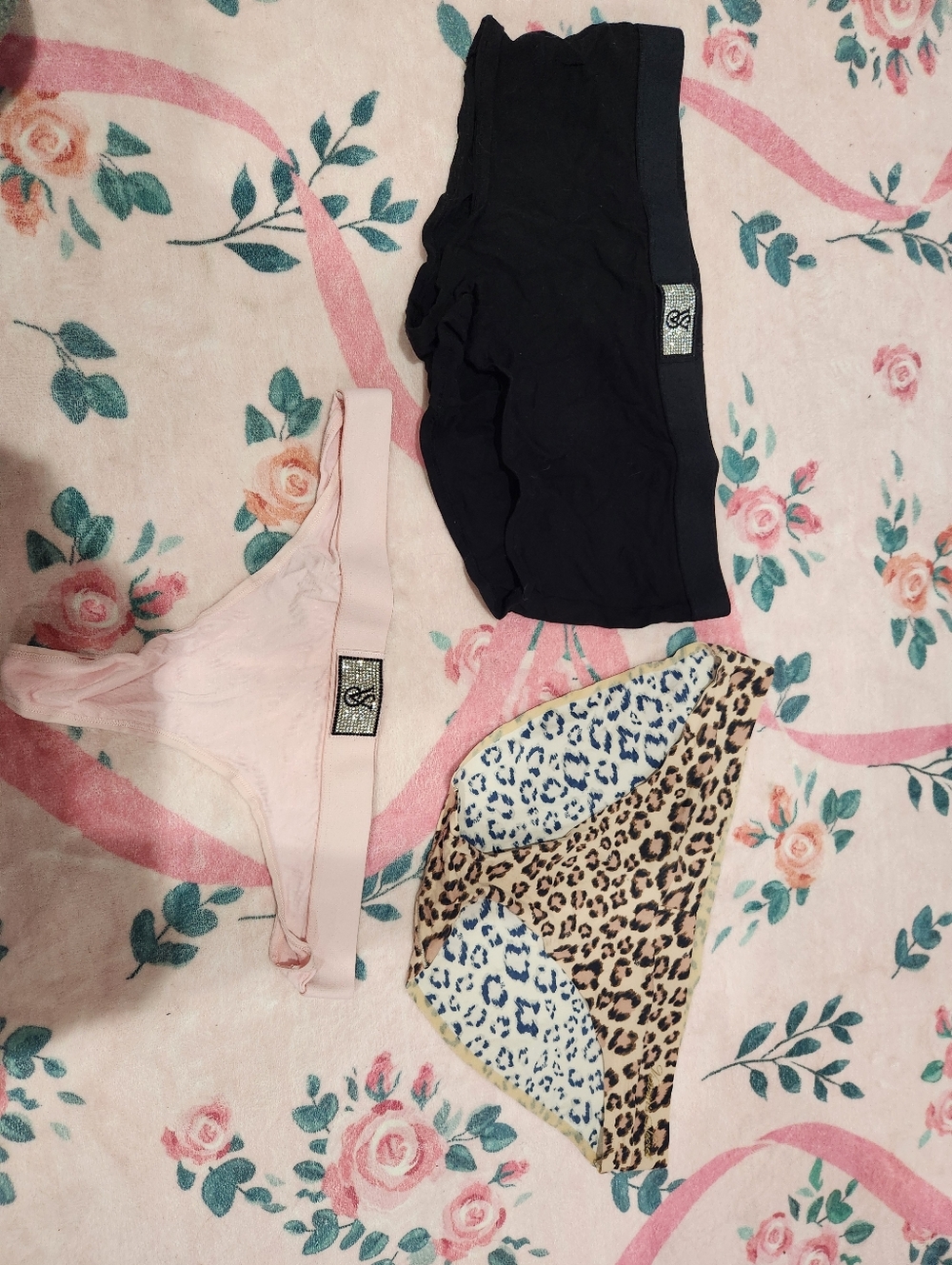 Never Worn Victoria Secret Panty Bundle L